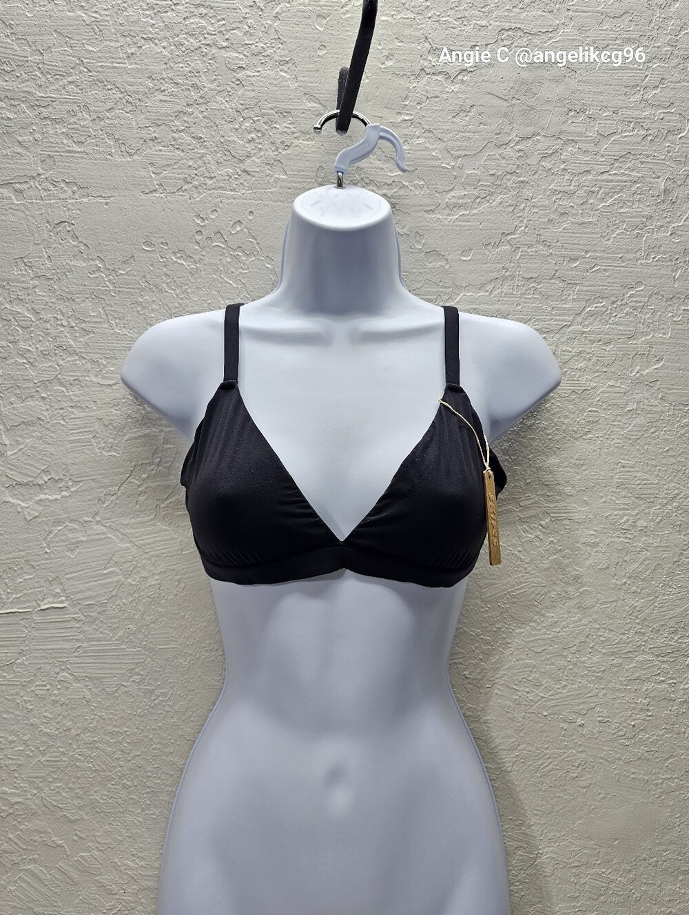 SKIMS Black Triangle Bralette - Minimal Wireless Support -Size M